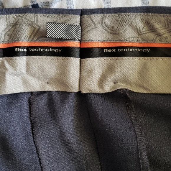 TRAVELER FLEX TECH dress pants - Picture 4 of 5